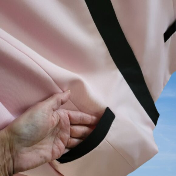 Le Suit Women's 18 Pink & Black Blazer Bow Accent - Picture 10 of 10